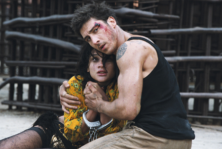 Dany Verissimo as Lola &
David Belle as Le�to
Photo: Magnolia